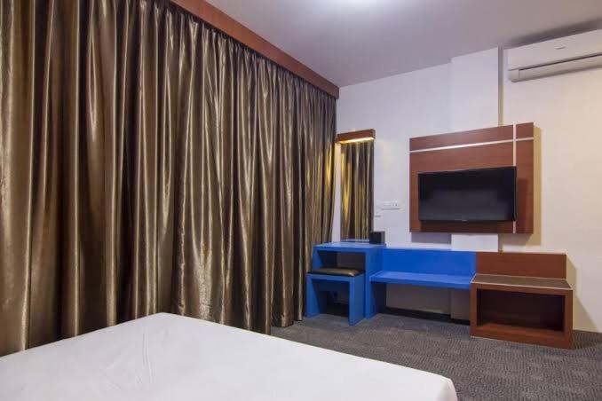 D'Merlion Hotel Pembunuh Exteriör bild