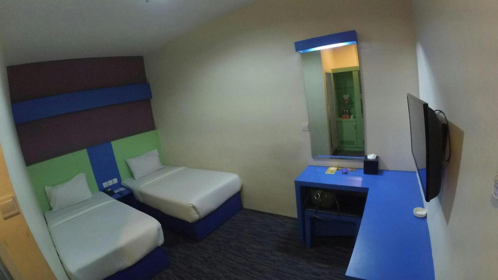 D'Merlion Hotel Pembunuh Exteriör bild